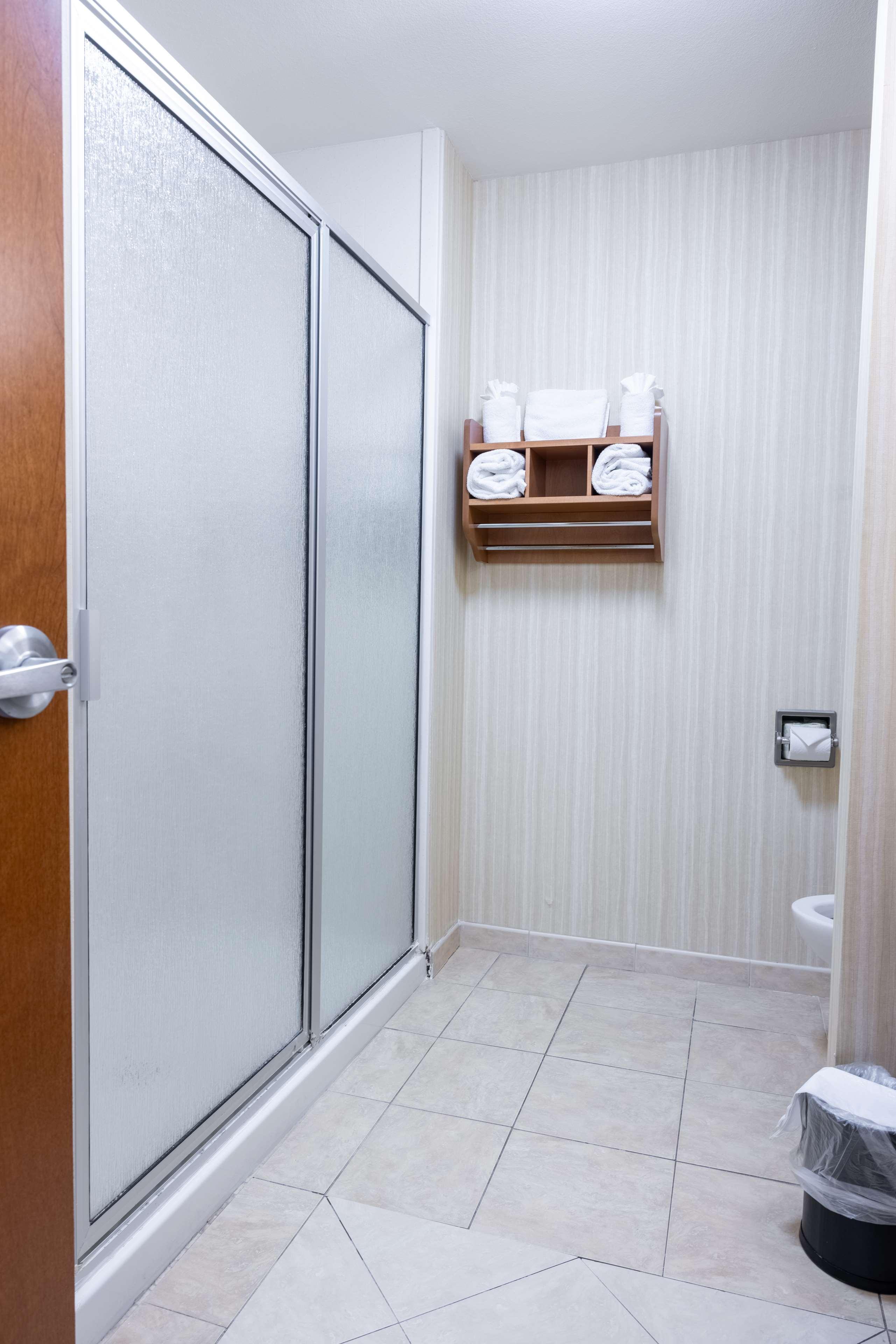 Hampton Inn Alice Bagian luar foto